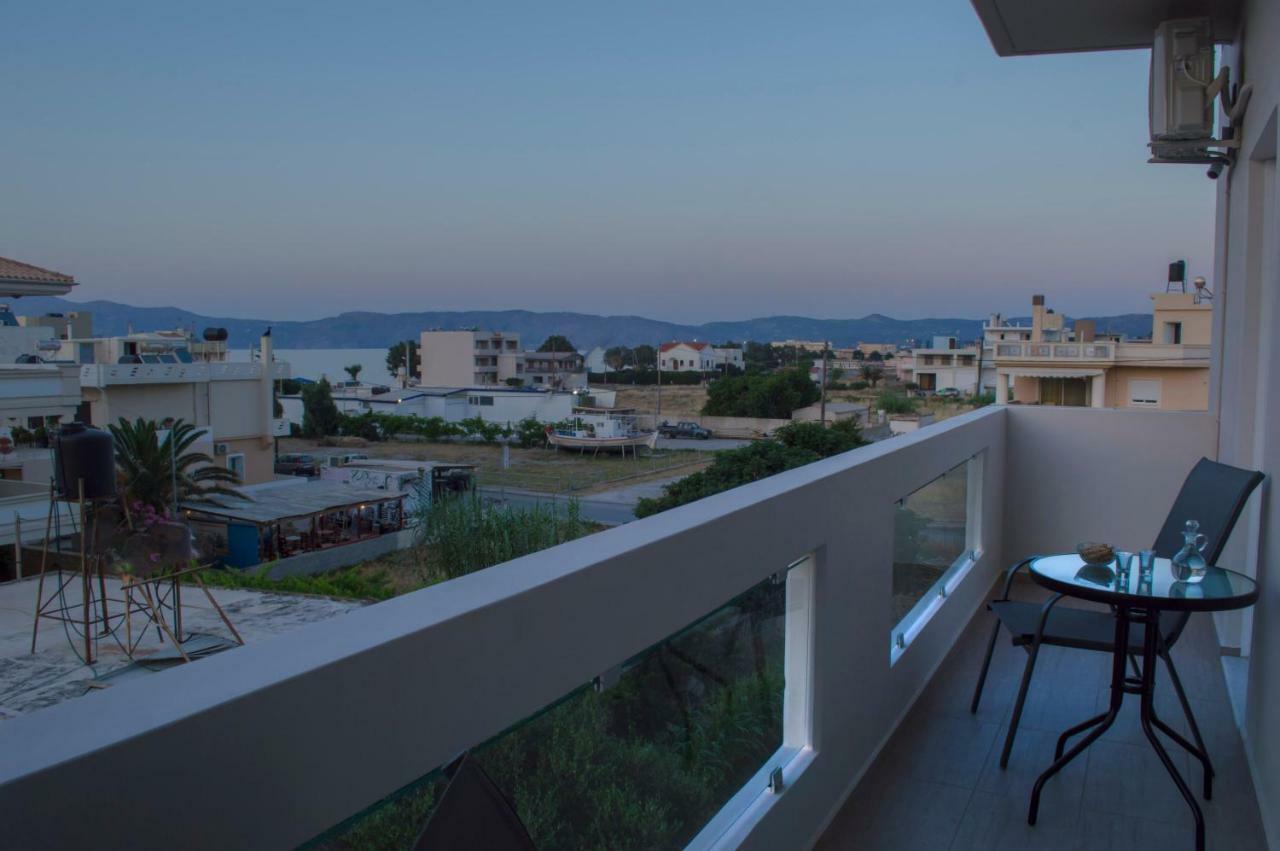 Tonia'S Apartment Kissamos Bagian luar foto